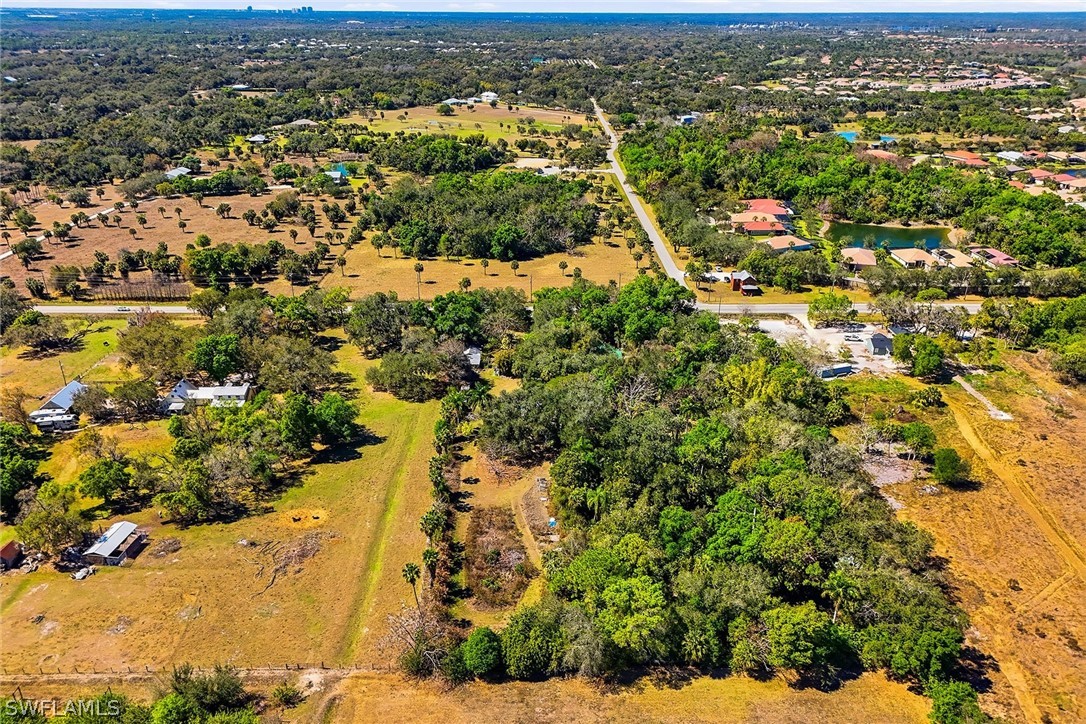2 Bed SingleFamilyResidence for Sale in Buckingham, FL — photo 29