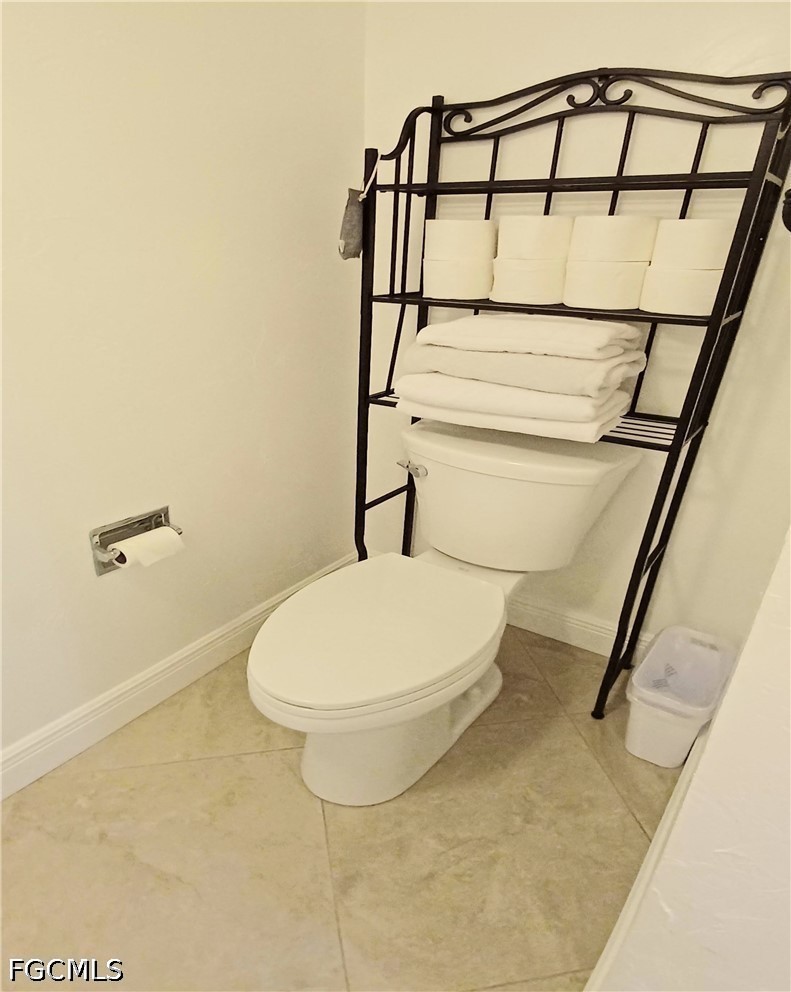 1 Bed Waterfront Home for Sale in Schooner Bay, photo 29