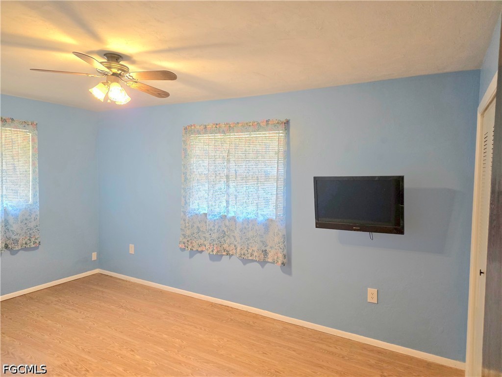 3 Bed SingleFamilyResidence for Sale in Lehigh Acres, photo 29