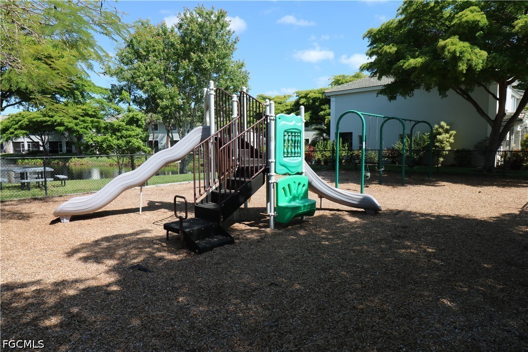 2 Bed Townhouse for Sale in Cypress Landing, photo 29