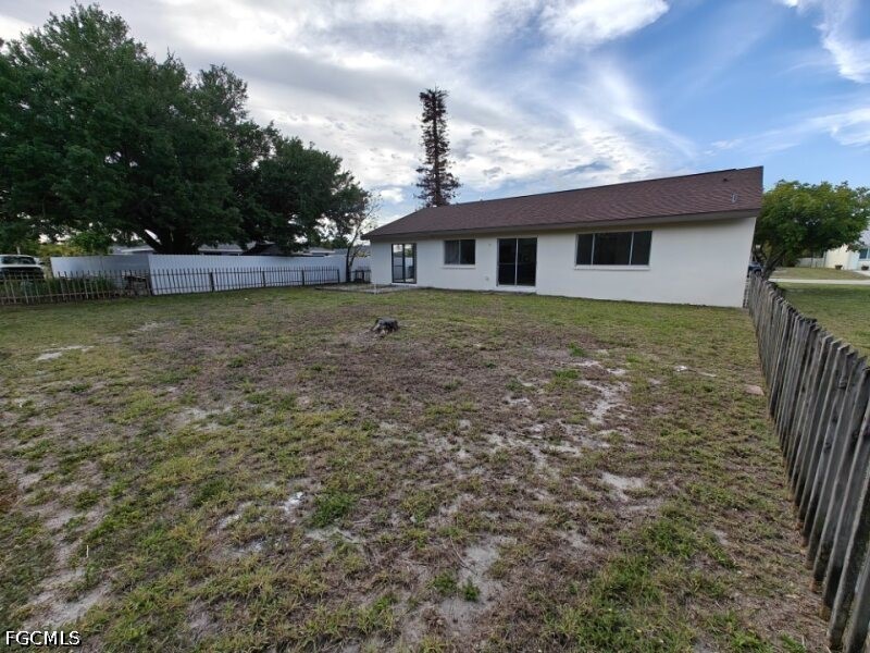 2 Bed SingleFamilyResidence for Sale in Cape Coral, photo 29