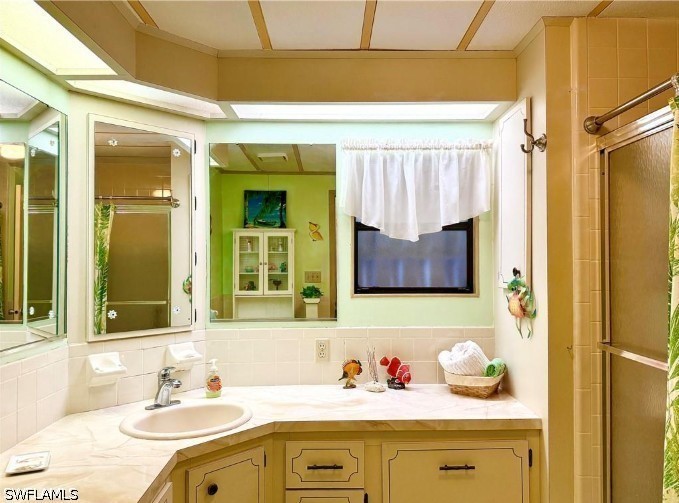 2 Bed ManufacturedHome for Sale in Naples, FL, $119,000 — photo 29