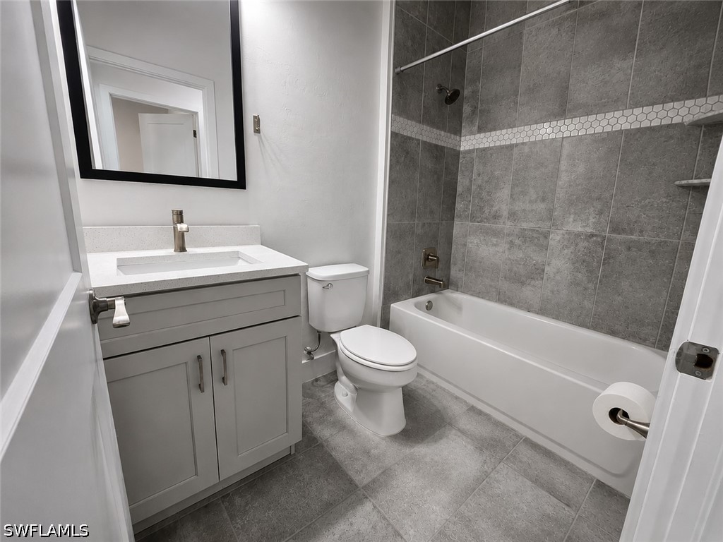 3 Bed SingleFamilyResidence for Sale in Lehigh Acres, photo 29