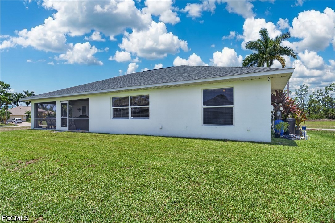 3 Bed SingleFamilyResidence for Sale in Cape Coral, photo 29