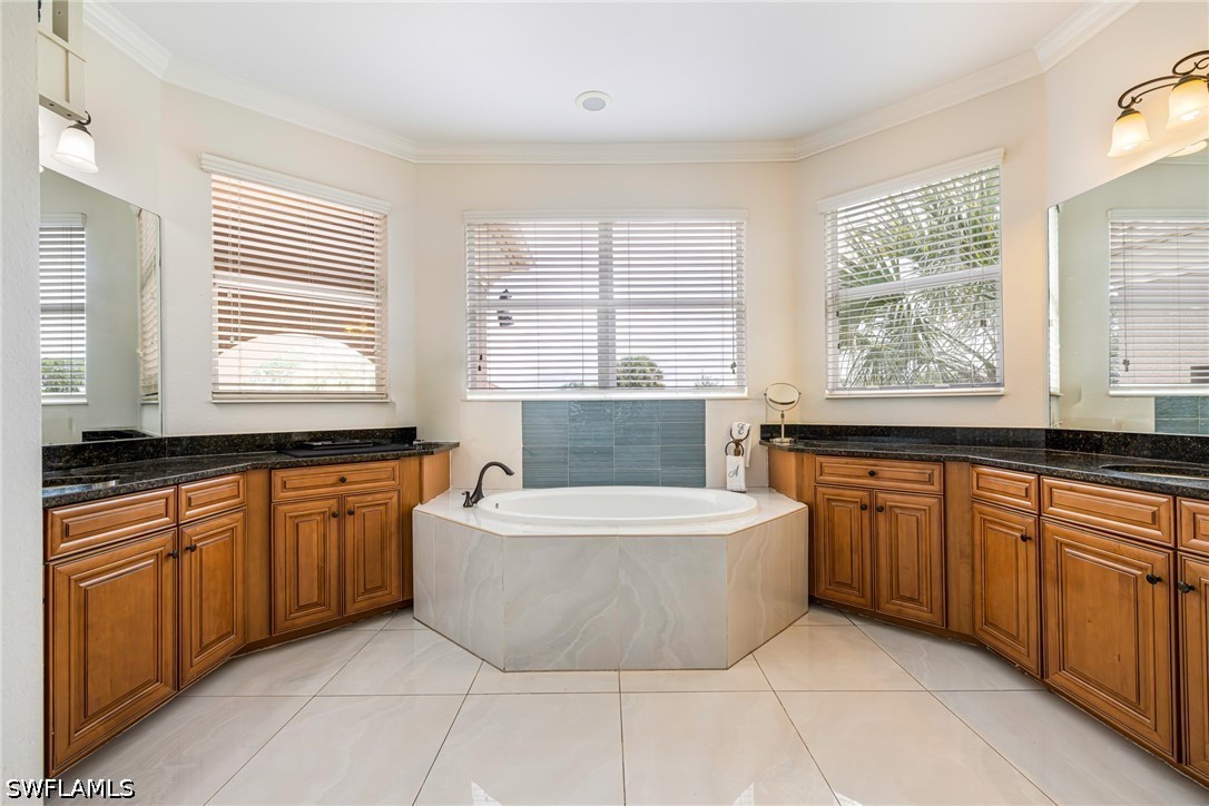 5 Bed Pool Home for Sale in Bella Terra, photo 29