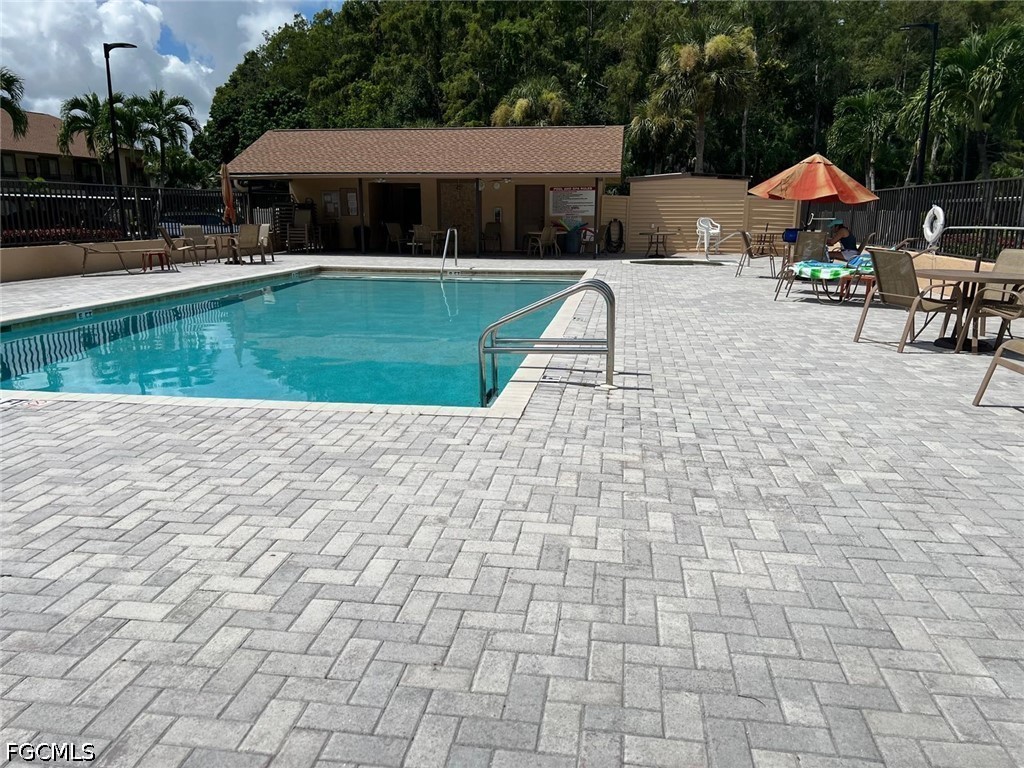 2 Bed Pool Home for Sale in Country Club Village, photo 29