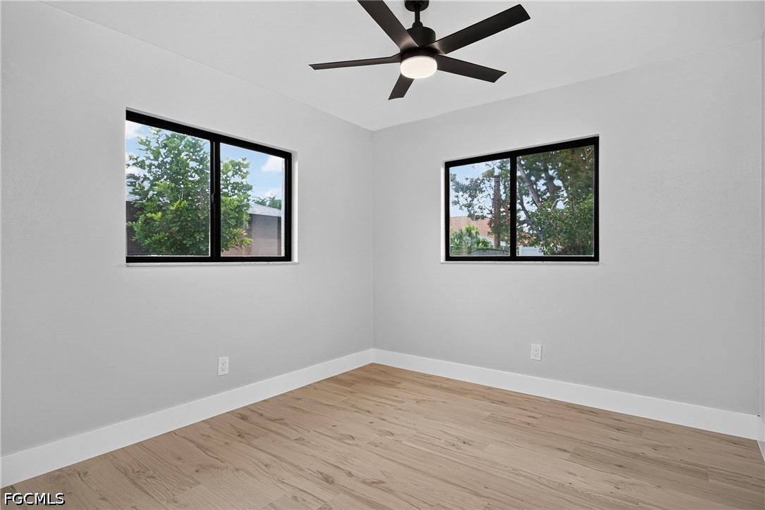 3 Bed SingleFamilyResidence for Sale in Cape Coral, photo 29