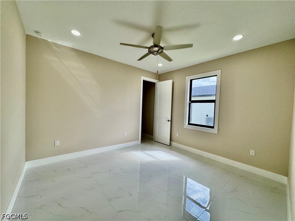 4 Bed SingleFamilyResidence for Sale in Cape Coral, photo 29