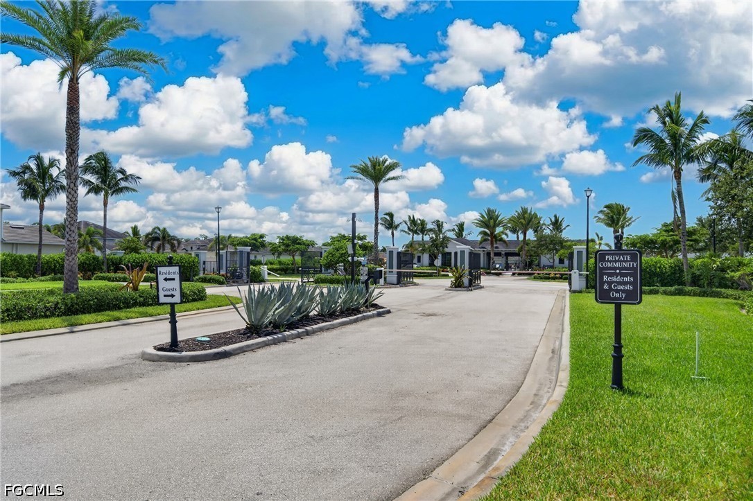 3 Bed SingleFamilyResidence for Sale in Castalina, FL — photo 29