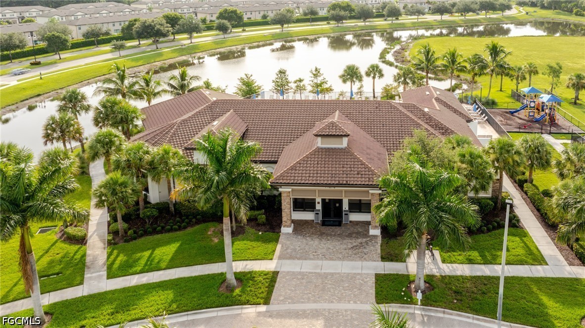 3 Bed SingleFamilyResidence for Sale in Portico, FL — photo 29