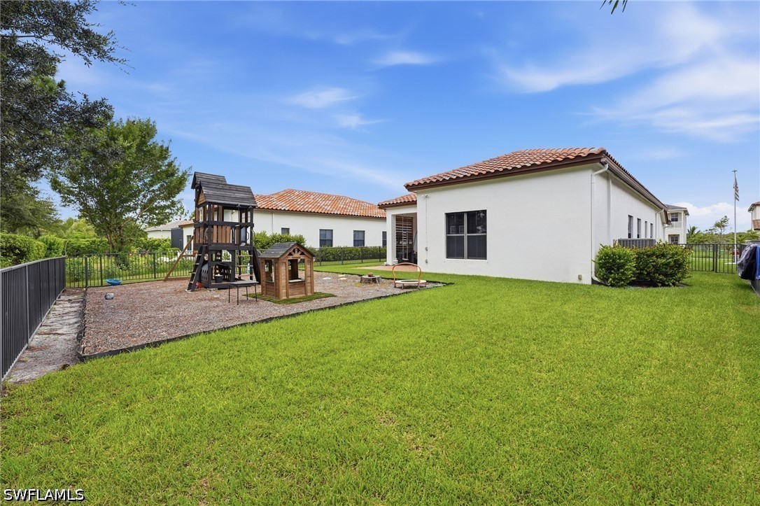 3 Bed SingleFamilyResidence for Sale in Maple Ridge, FL — photo 29