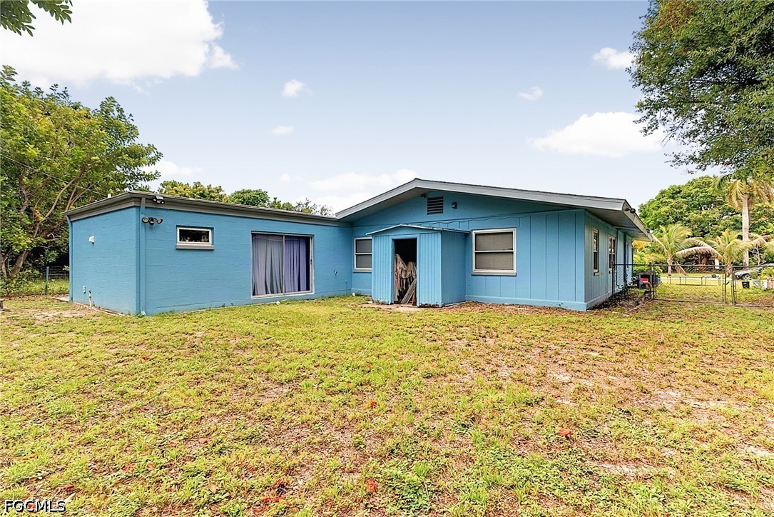 4 Bed SingleFamilyResidence for Sale in Rainbow Groves, photo 29