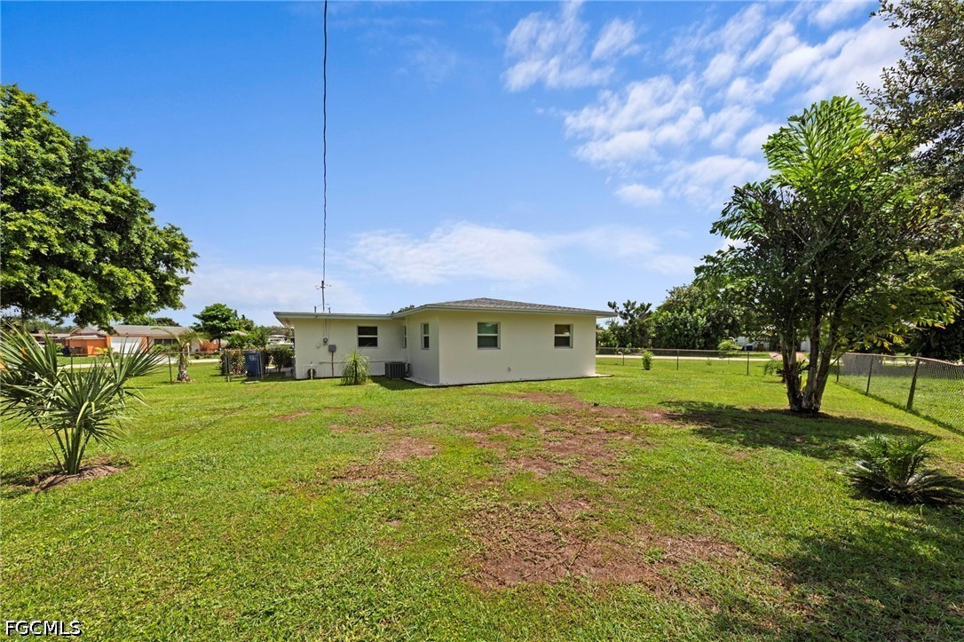 2 Bed SingleFamilyResidence for Sale in Wedgewood, photo 29