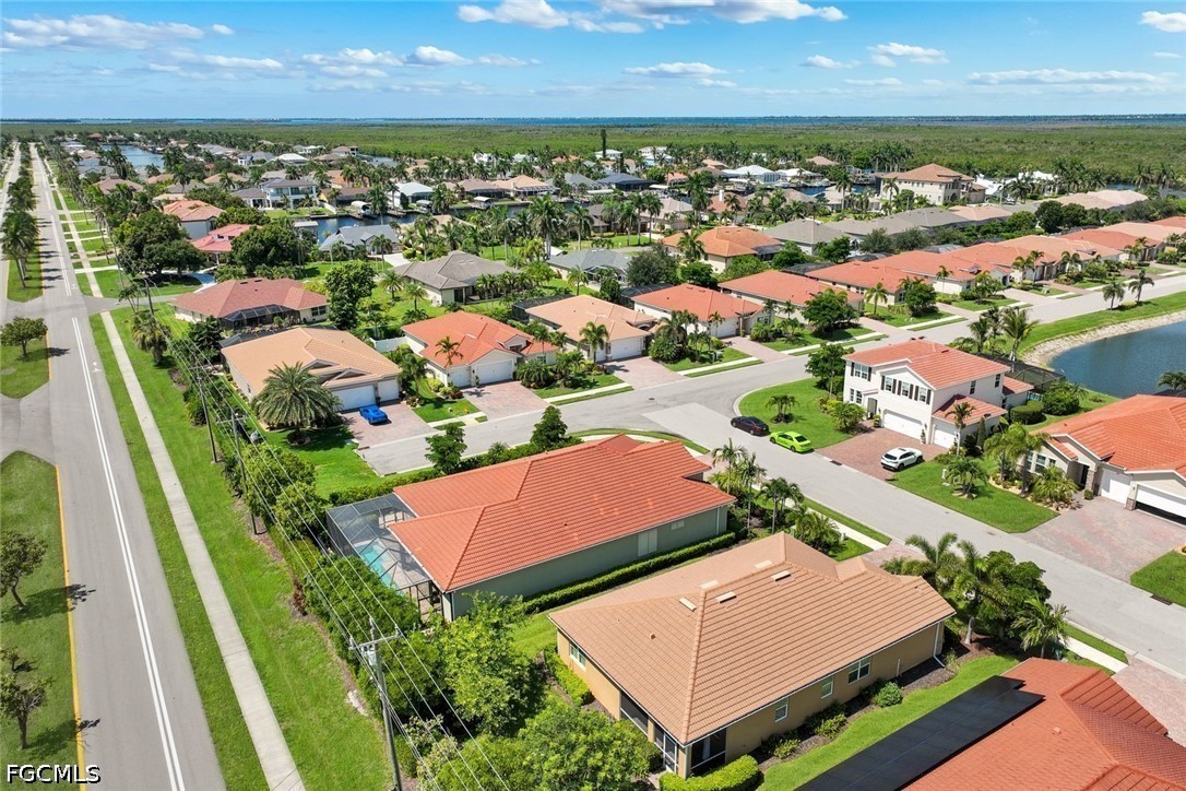 3 Bed SingleFamilyResidence for Sale in Sunset Pointe, FL — photo 29