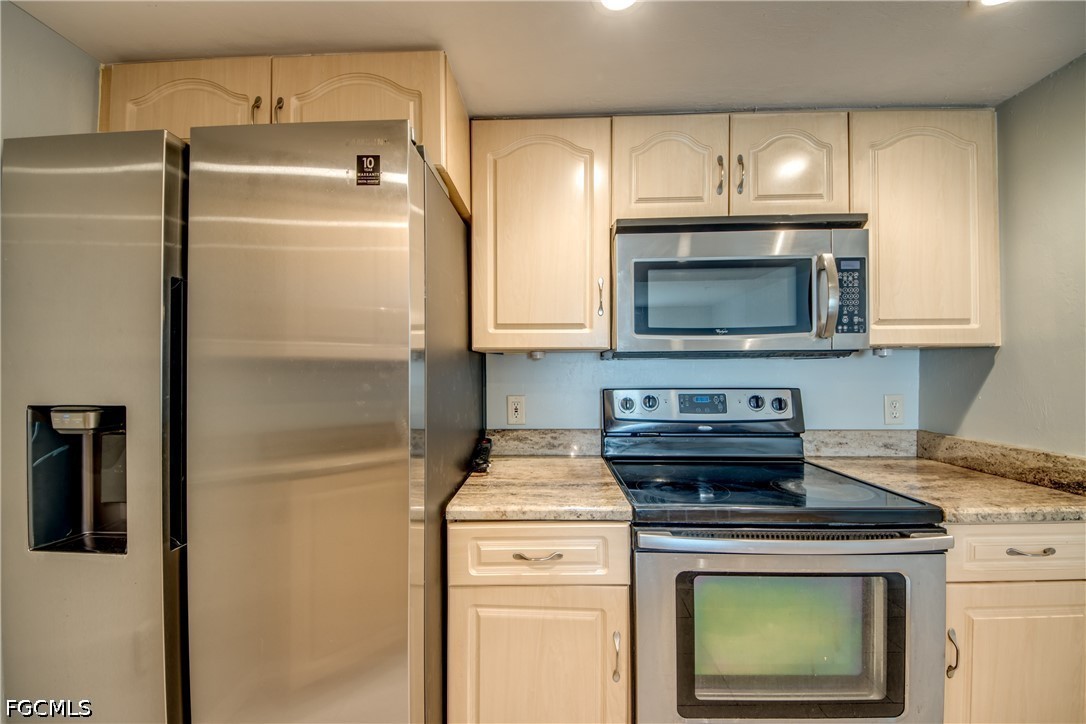 2 Bed Condominium for Sale in Coral Cove, photo 29