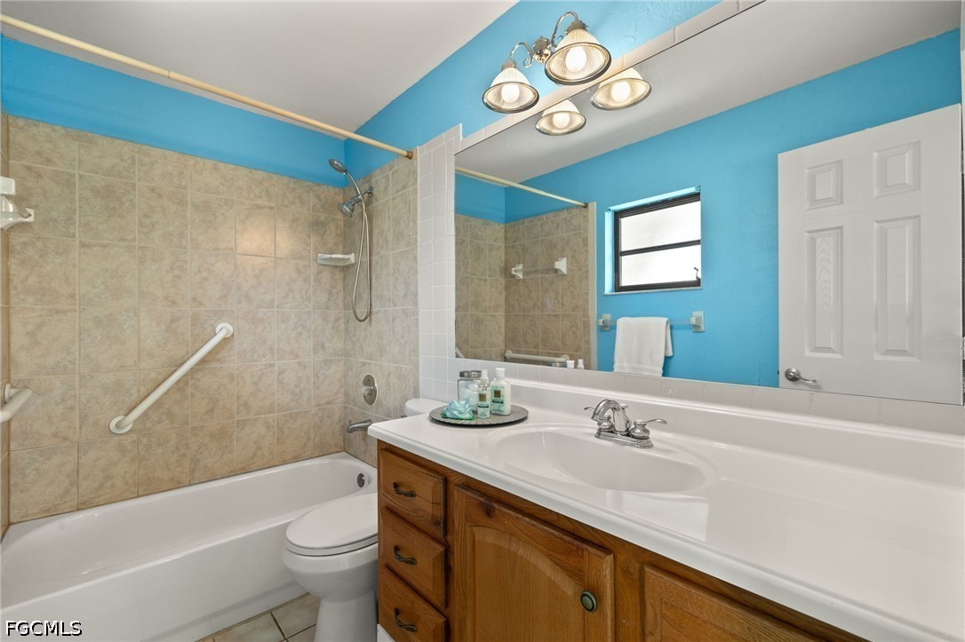 3 Bed SingleFamilyResidence for Sale in Fort Myers, photo 29