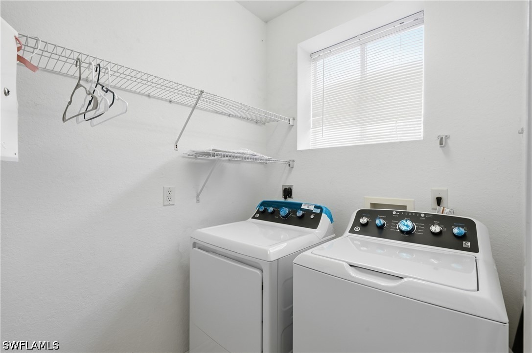 3 Bed Townhouse for Sale in Colonnade At Forum, FL, $289,000 — photo 29