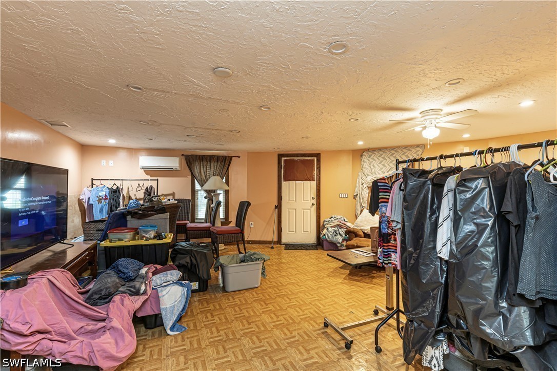 3 Bed SingleFamilyResidence for Sale in Not Applicable, FL — photo 29
