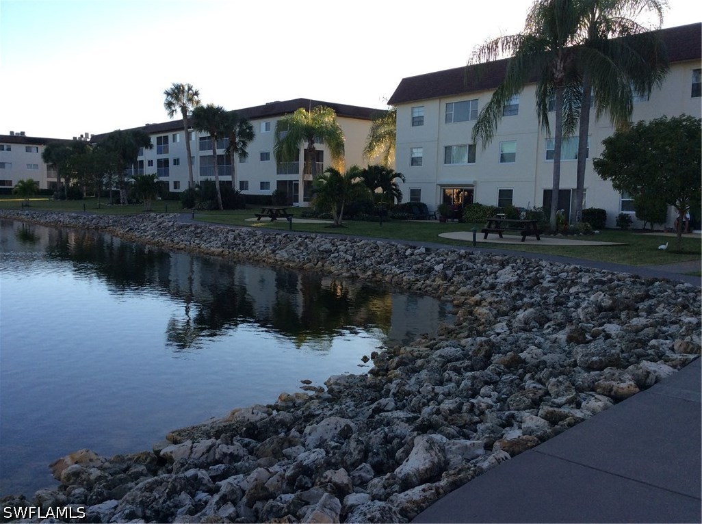 2 Bed Waterfront Home for Sale in Naples, photo 29