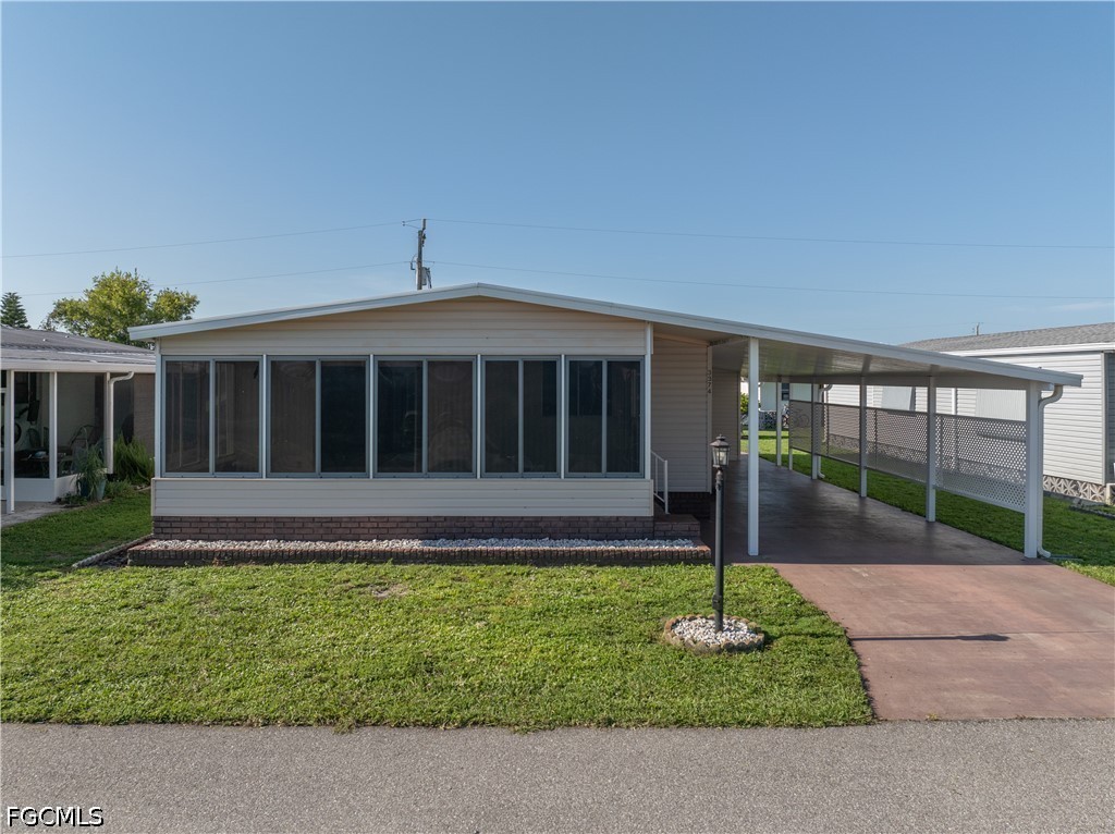 2 Bed ManufacturedHome for Sale in Tamiami Village, photo 29