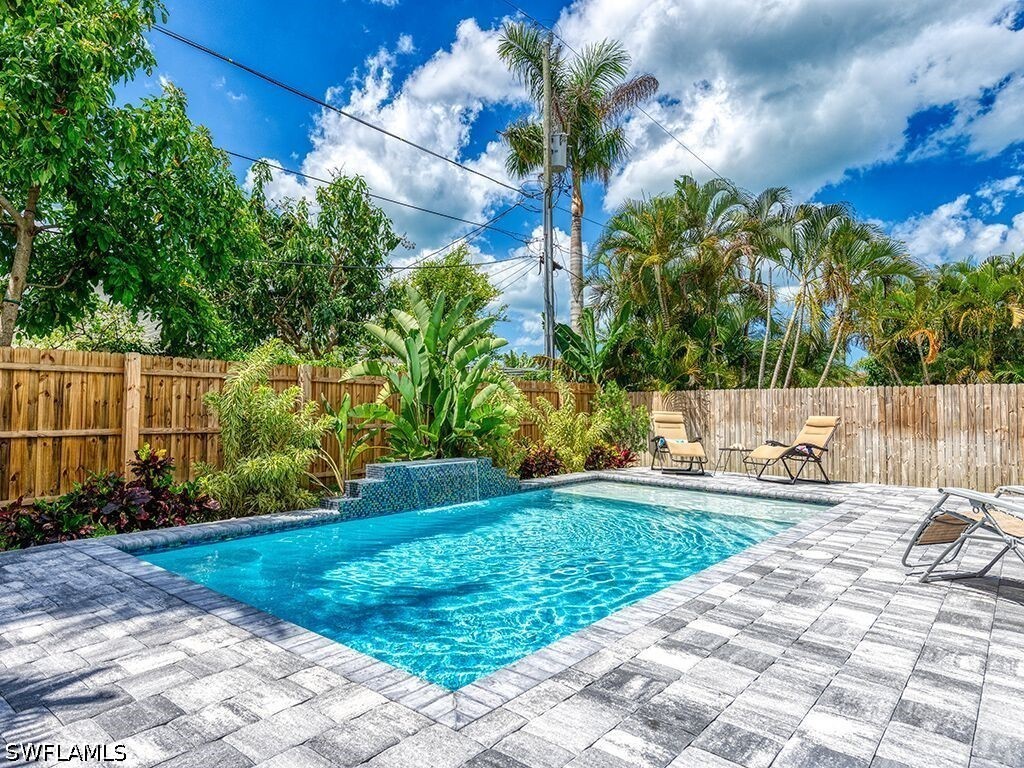 3 Bed Pool Home for Sale in Naples Park, photo 29