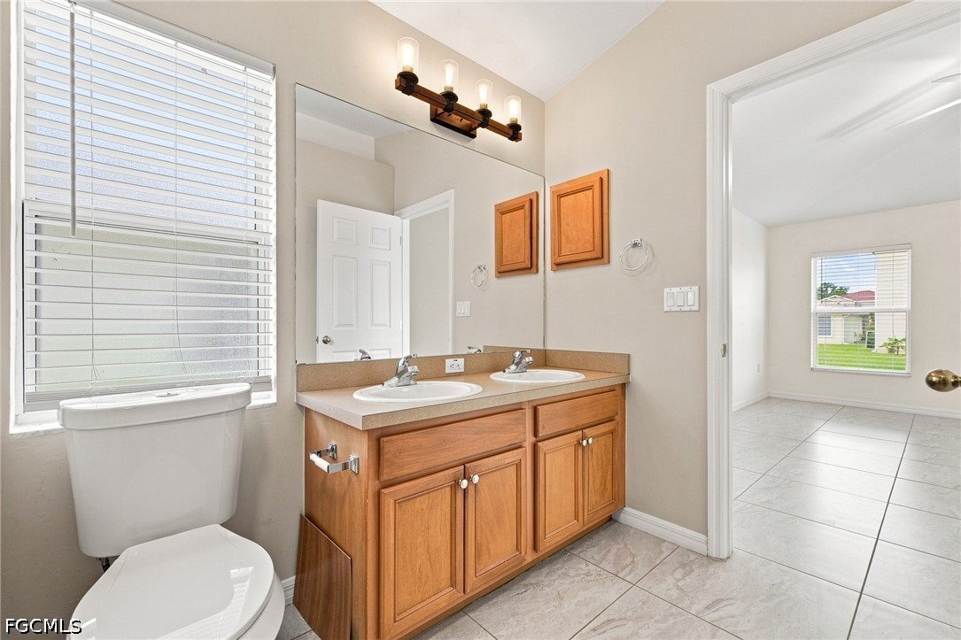 4 Bed SingleFamilyResidence for Sale in Town Lakes, photo 29