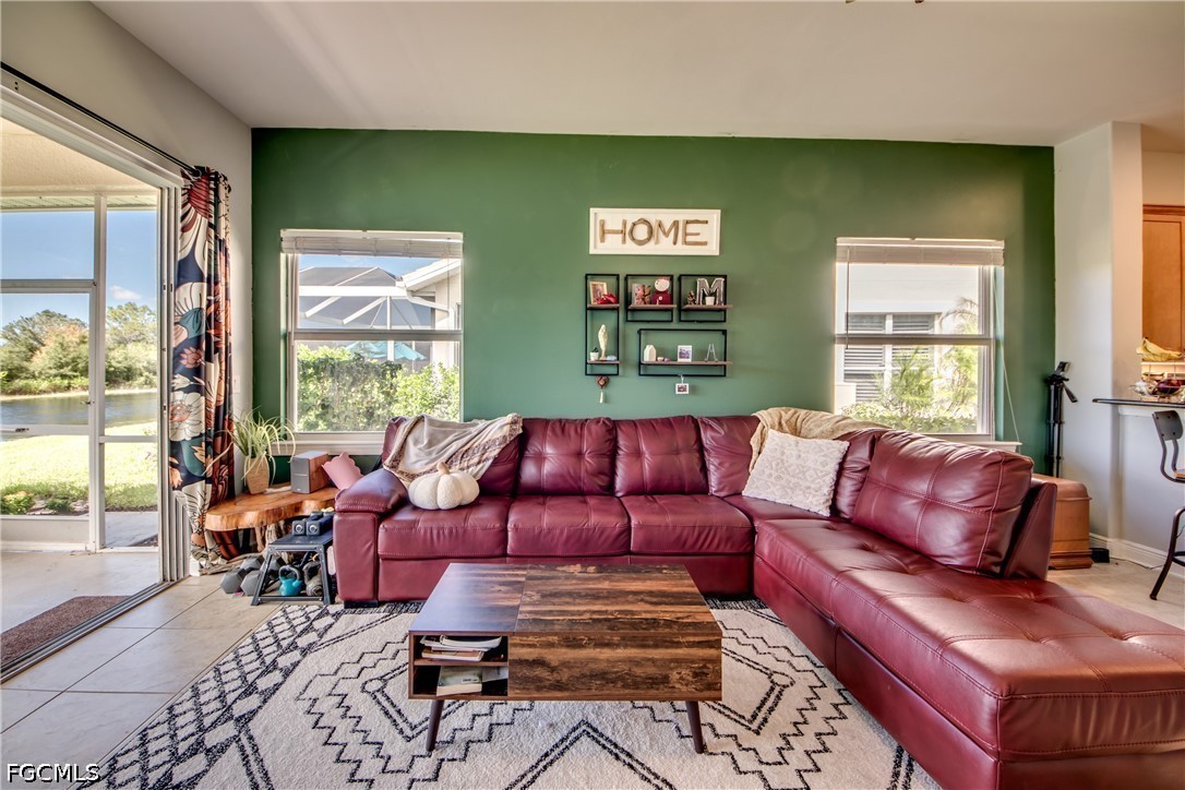 3 Bed Waterfront Home for Sale in Fort Myers, photo 29