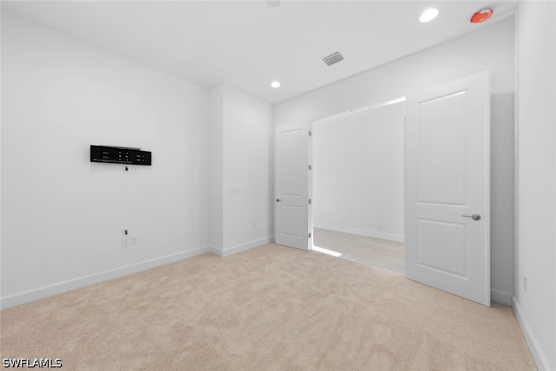 3 Bed SingleFamilyResidence for Sale in Estero, photo 29