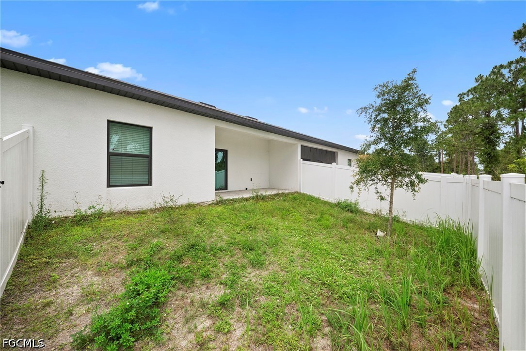 3 Bed Duplex for Sale in Lehigh Estates, photo 29