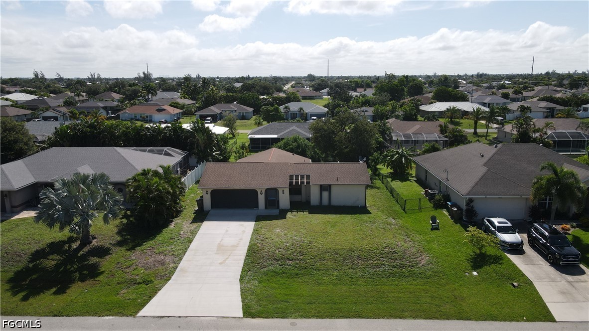 2 Bed SingleFamilyResidence for Sale in Cape Coral, photo 29