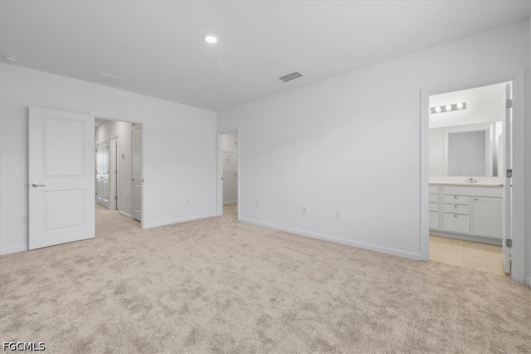 3 Bed SingleFamilyResidence for Sale in Cape Coral, photo 29
