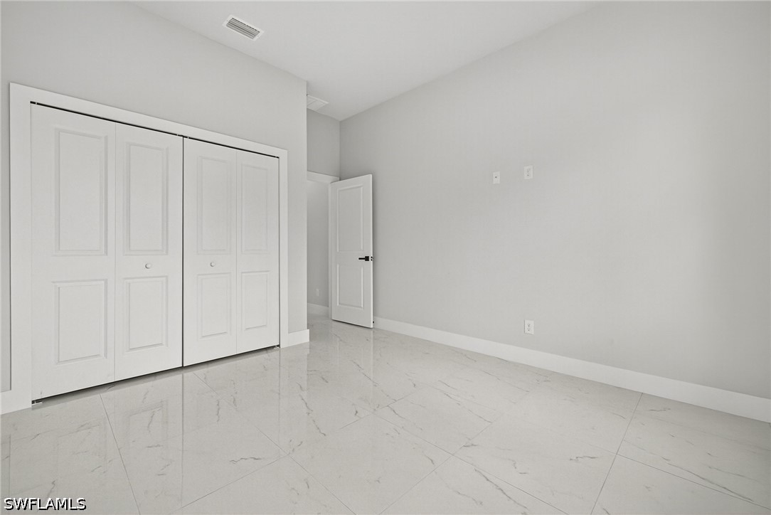 4 Bed SingleFamilyResidence for Sale in Lehigh Acres, photo 29