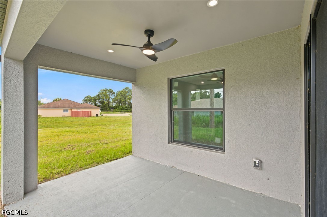 3 Bed Attached for Sale in Lehigh Acres, photo 29