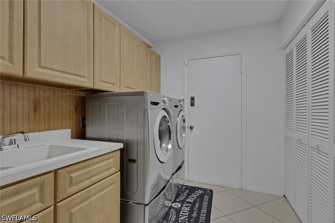 3 Bed Pool Home for Sale in Kings Lake, photo 29