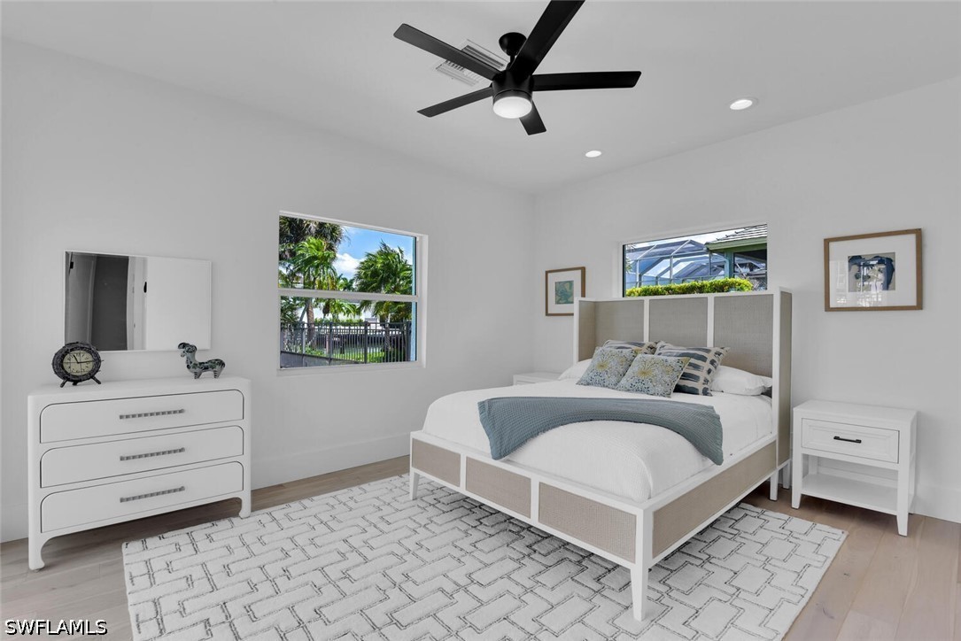 5 Bed Pool Home for Sale in Moorings, photo 29