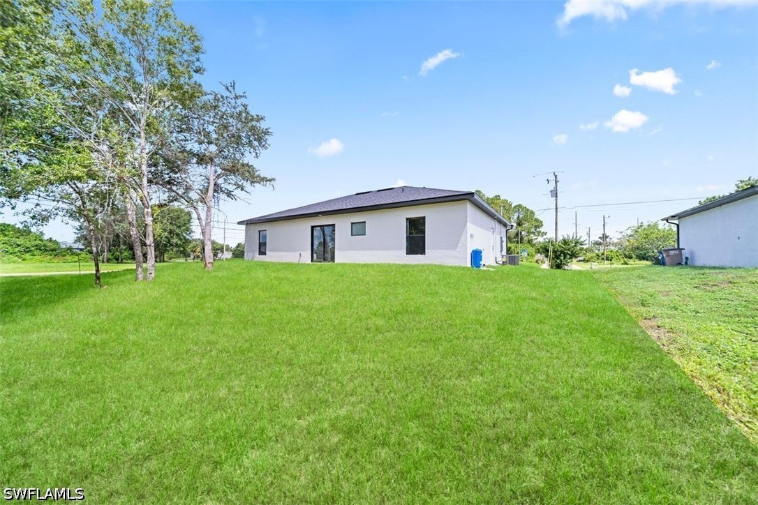 3 Bed SingleFamilyResidence for Sale in Lehigh Acres, photo 29