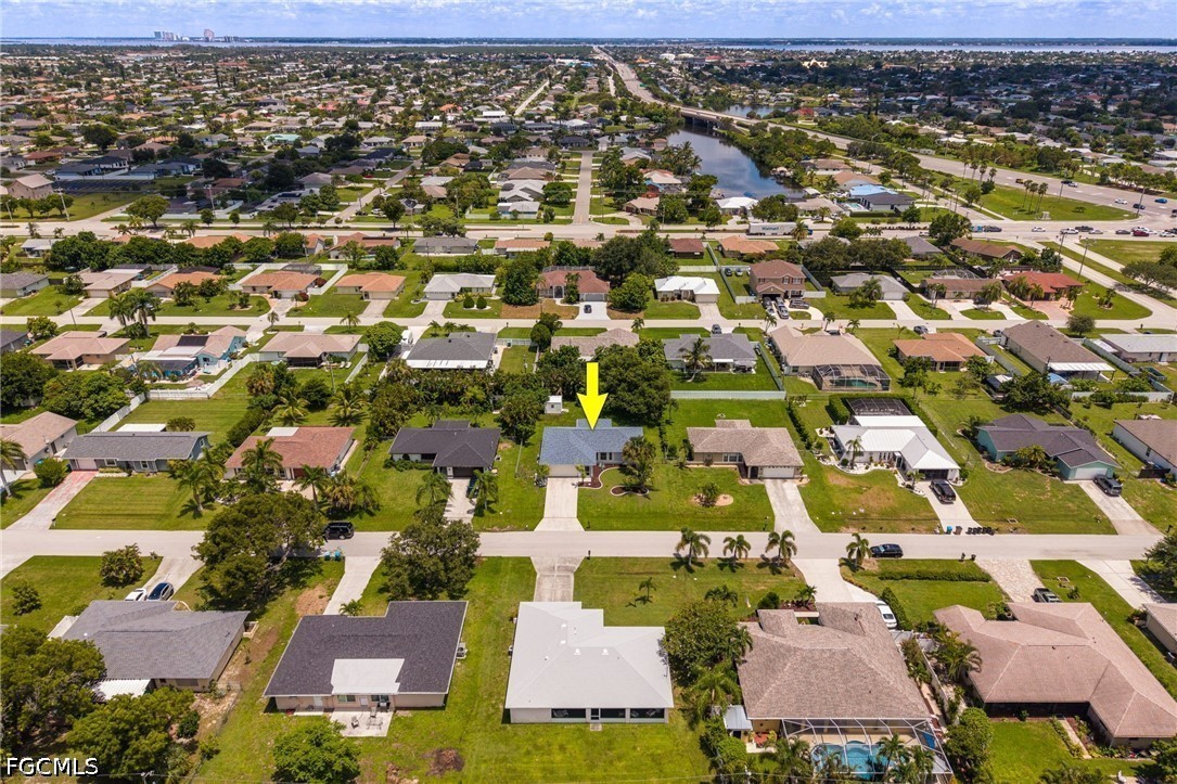 3 Bed SingleFamilyResidence for Sale in Cape Coral, photo 29