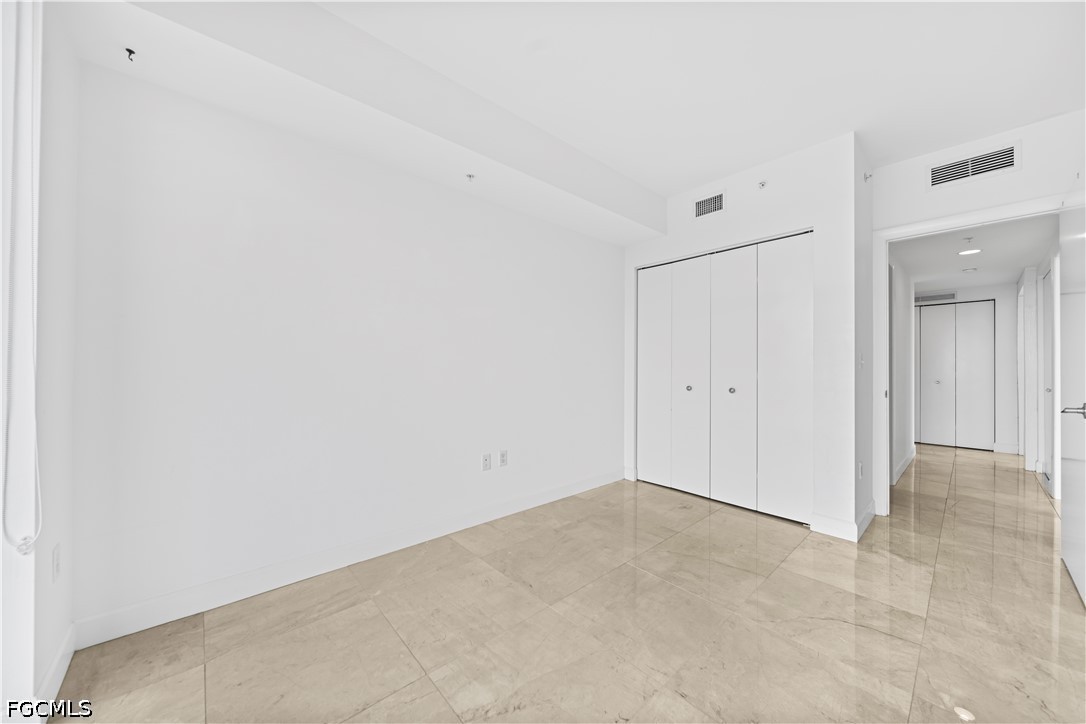 3 Bed Pool Home for Sale in Oasis, photo 29