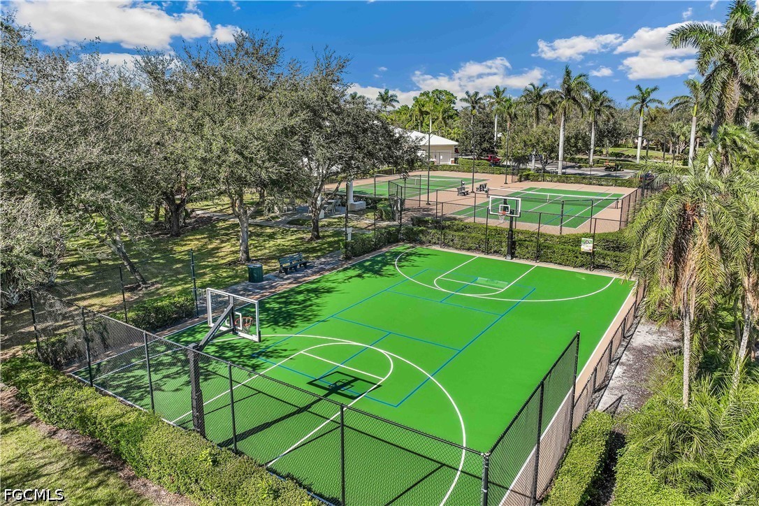 2 Bed Condominium for Sale in North Fort Myers, photo 29