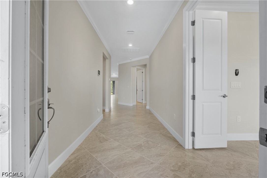 3 Bed SingleFamilyResidence for Sale in Northridge, photo 29