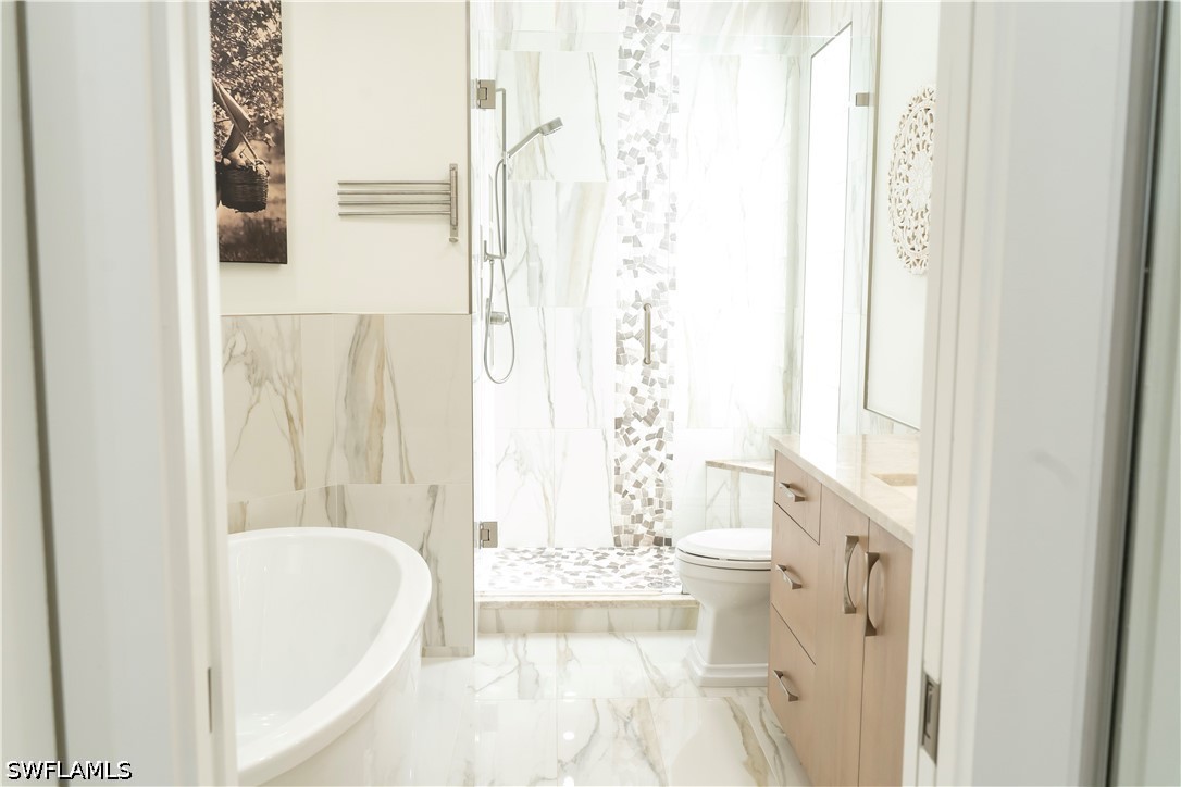 3 Bed Pool Home for Sale in Verona Walk, photo 29