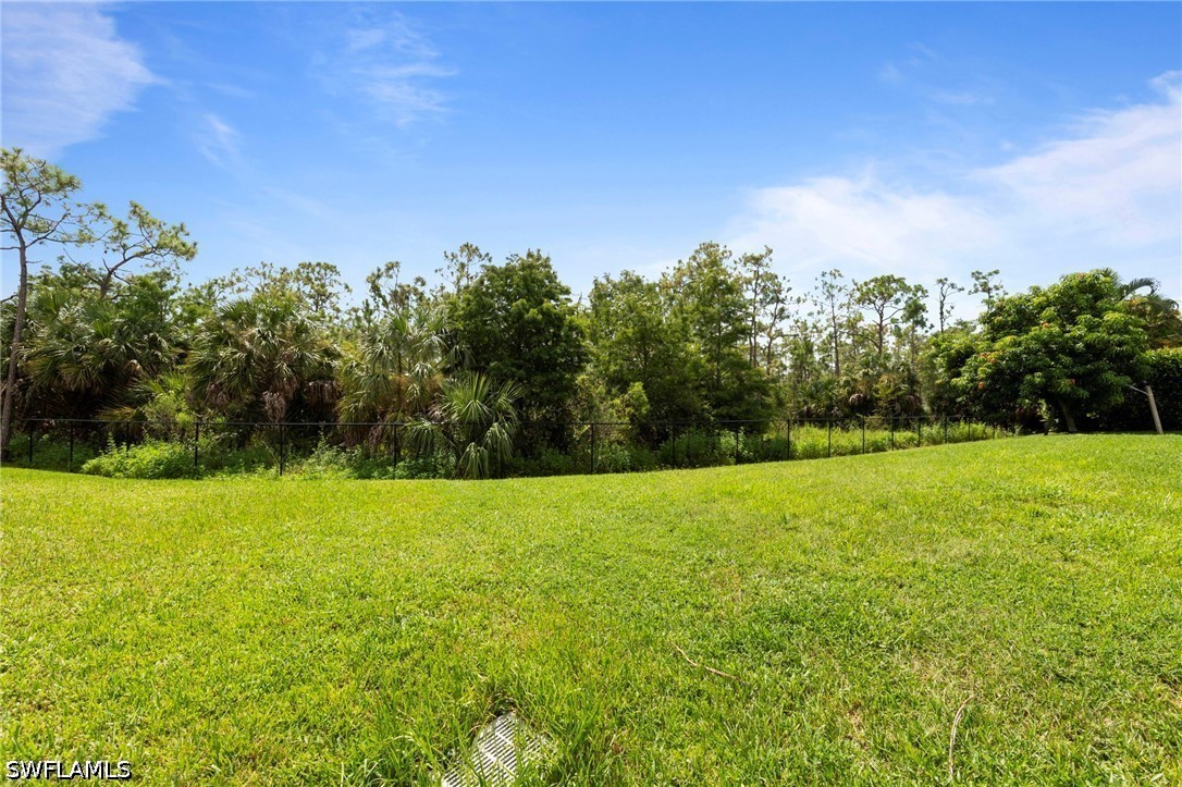 3 Bed Pool Home for Sale in Stoneybrook, photo 29