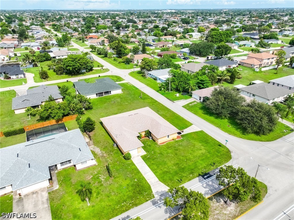 6 Bed Duplex for Sale in Cape Coral, photo 29