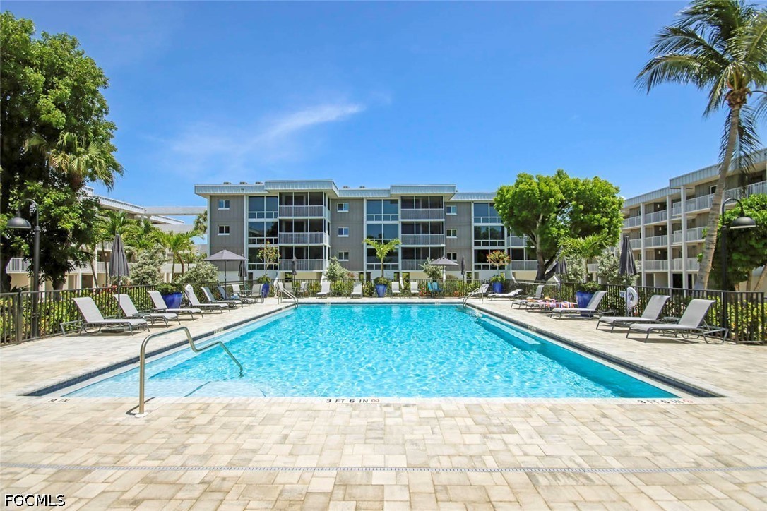 2 Bed Waterfront Home for Sale in Sanibel, photo 29