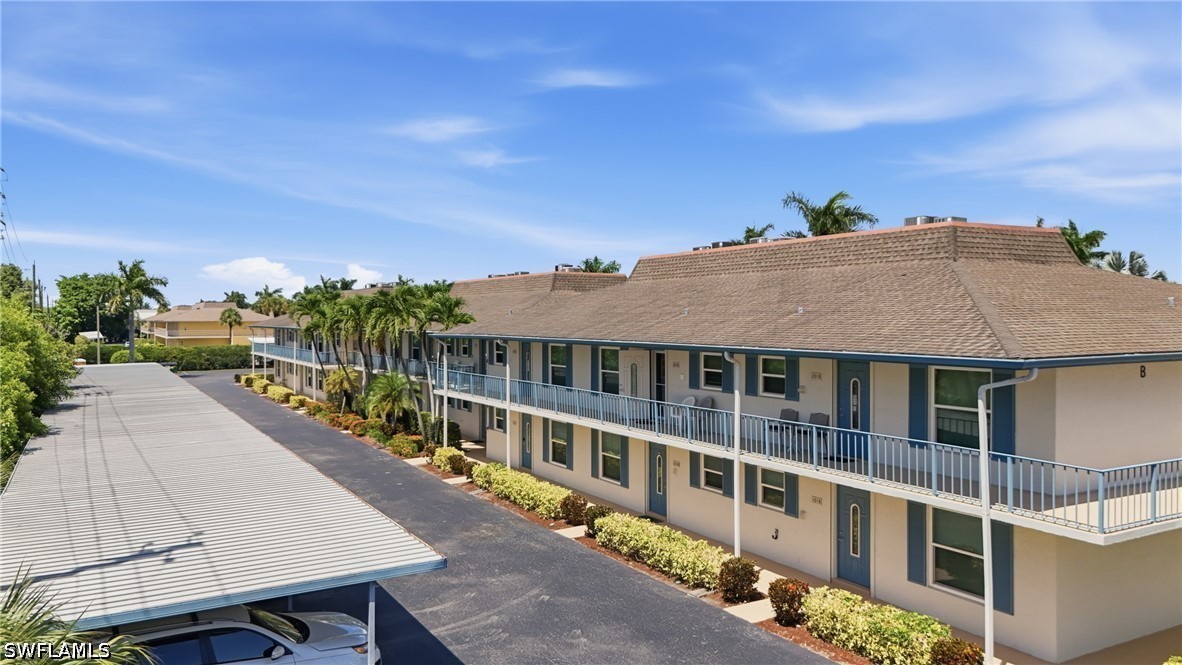 2 Bed Condominium for Sale in Naples, photo 29