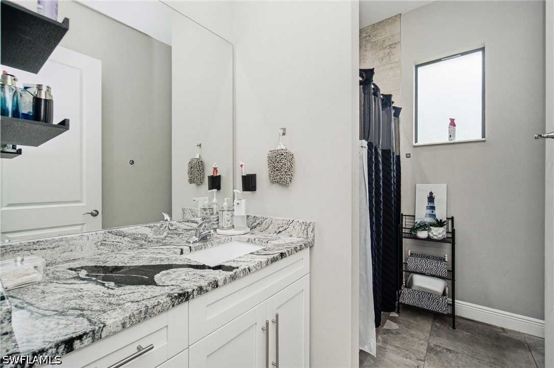 4 Bed SingleFamilyResidence for Sale in Naples, photo 29
