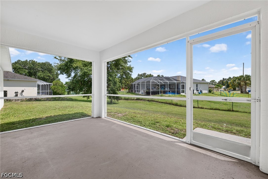 3 Bed SingleFamilyResidence for Sale in Lehigh Acres, photo 29