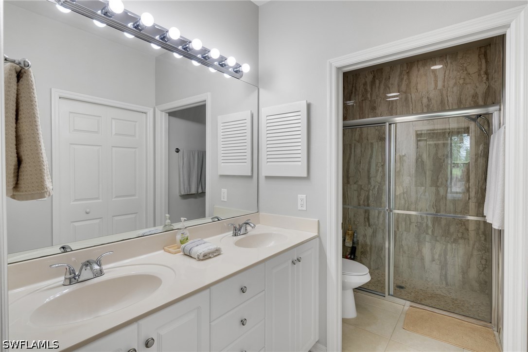 2 Bed Condominium for Sale in Naples, photo 29