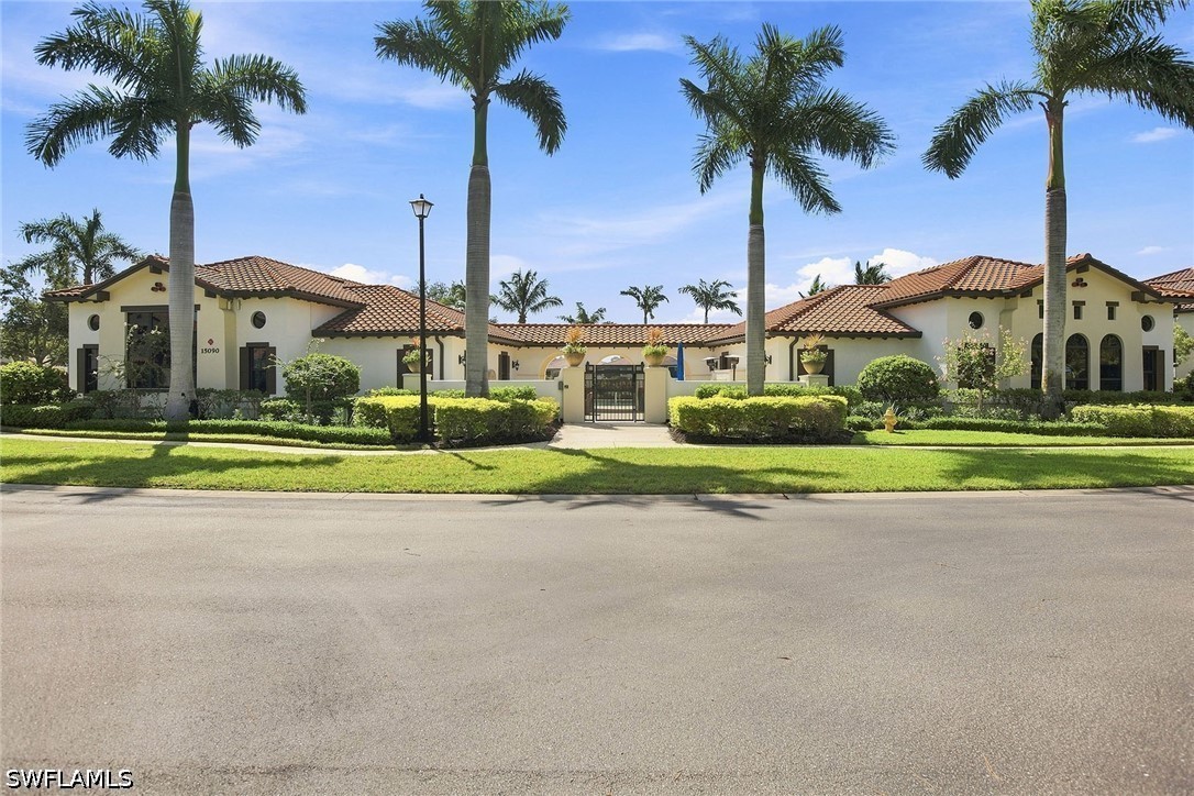 2 Bed Waterfront Home for Sale in Naples, photo 29
