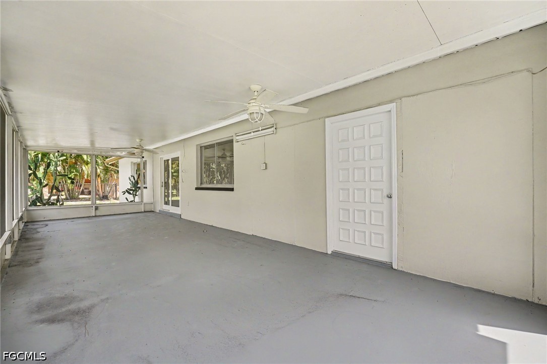 2 Bed SingleFamilyResidence for Sale in Cape Coral, photo 29